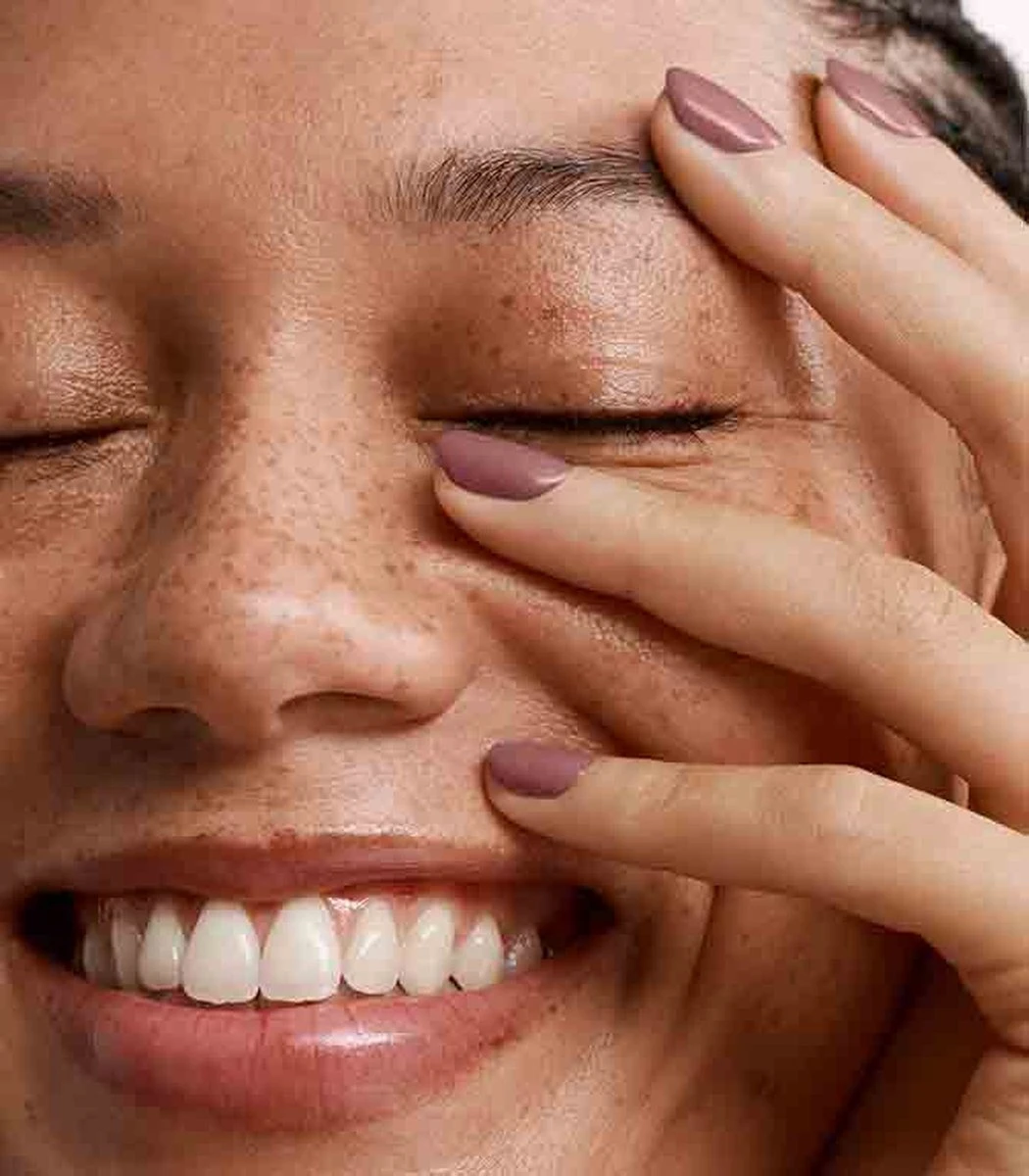 Pink Gellac - Warm Marsala - Gellak - Vegan - Bruin - Shimmer Finish - 15 Ml 3 Pink Gellac - Warm Marsala - Gellak - Vegan - Bruin - Shimmer Finish - 15 Ml - Afbeelding 3