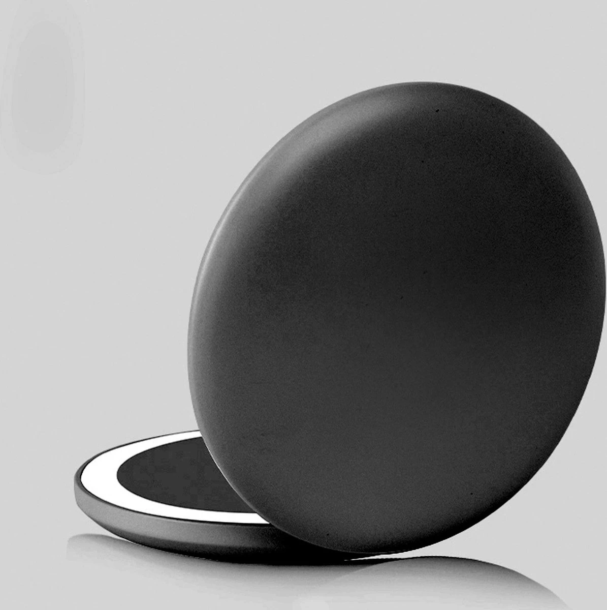 Led-verlichte Oplaadbare Compacte Make-up Spiegel Rond |1 X 2 X Vergroting | Make-upspiegel | Zakspiegel | Handspiegel | Reisspiegel | Dimbaar|als Cadeau | USB-lader | Rond | Zwart 2 Led-verlichte Oplaadbare Compacte Make-up Spiegel Rond |1 X 2 X Vergroting | Make-upspiegel | Zakspiegel | Handspiegel | Reisspiegel | Dimbaar|als Cadeau | USB-lader | Rond | Zwart - Afbeelding 2