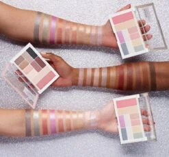 Maybelline The City Kits Urban Light Eye + Cheek Palette -Cosmetica Winkel 1200x1112 3