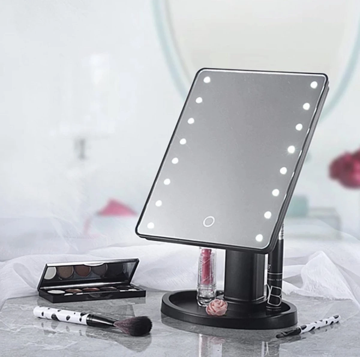 Merkloos Make Up Spiegel - Make Up Spiegel Met Verlichting - 16 LED Lampen - Make Up Organizer - Scheerspiegel - 1 Merkloos Make Up Spiegel - Make Up Spiegel Met Verlichting - 16 LED Lampen - Make Up Organizer - Scheerspiegel -