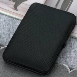 XYZ Goods - Manicure En Pedicure Set - 18 Delige-set Inclusief Nagelknipper In Nette Lederen Opberg Etui 14 XYZ Goods - Manicure En Pedicure Set - 18 Delige-set Inclusief Nagelknipper In Nette Lederen Opberg Etui -Cosmetica Winkel 1200x1196 29