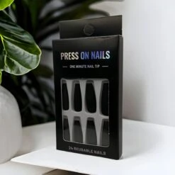 Merkloos Press On Nails - Nep Nagels – Zwart - Matte - Coffin - Manicure - Plak Nagels - Kunstnagels Nailart – Zelfklevend -Cosmetica Winkel 1200x1200 2363