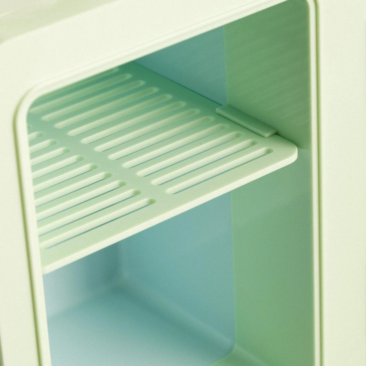 CREATE KOELKAST MINI BOX - Minikoelkast Voor Cosmetica 4L - Koud En Warm - Pastel Groen 10 CREATE KOELKAST MINI BOX - Minikoelkast Voor Cosmetica 4L - Koud En Warm - Pastel Groen - Afbeelding 10