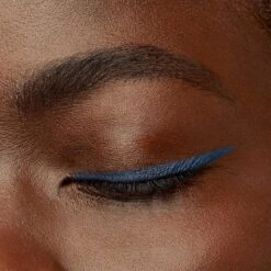 Bourjois Contour Clubbing Waterproof Oogpotlood - 61 Denim'Pulse 16 Bourjois Contour Clubbing Waterproof Oogpotlood - 61 Denim'Pulse -Cosmetica Winkel 1200x1200 420