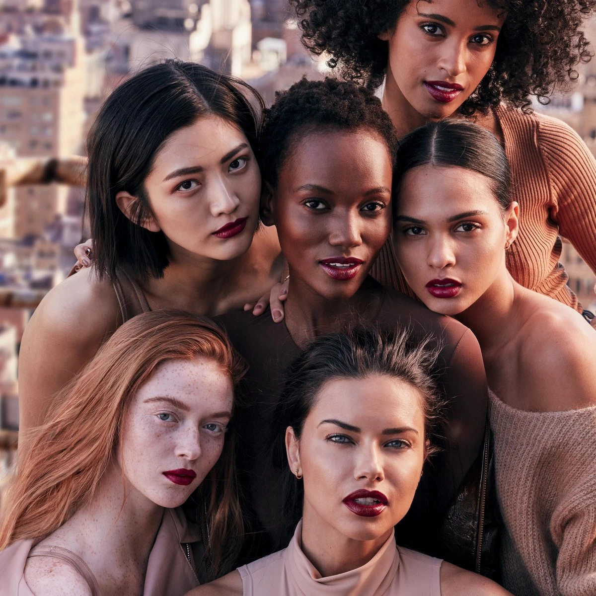 Maybelline Color Sensational Made For All Lippenstift - 388 Plum For Me - Paars - Glanzend 7 Maybelline Color Sensational Made For All Lippenstift - 388 Plum For Me - Paars - Glanzend - Afbeelding 7