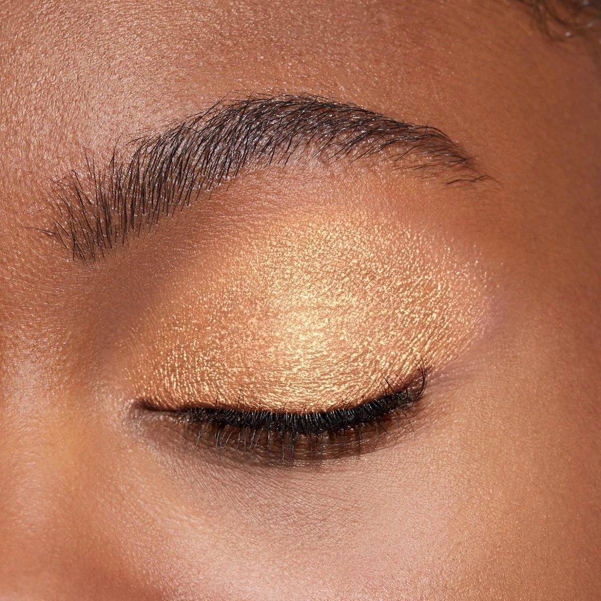 Bourjois Little Round Pot Oogschaduw - 10 Doré Olé 6 Bourjois Little Round Pot Oogschaduw - 10 Doré Olé - Afbeelding 6