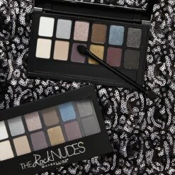 Maybelline The Rock Nudes Oogschaduwpallet- 12 Rock Nudes Blauw Tinten -Cosmetica Winkel 1200x1200 827