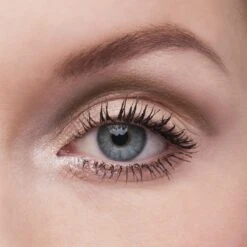 Bourjois Eye Catching Oogschaduw Palette - 3 Eye Catching Nude 23 Bourjois Eye Catching Oogschaduw Palette - 3 Eye Catching Nude -Cosmetica Winkel 1200x1200 831