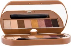 Bourjois Eye Catching Oogschaduw Palette - 3 Eye Catching Nude 30 Bourjois Eye Catching Oogschaduw Palette - 3 Eye Catching Nude -Cosmetica Winkel 1200x775 1