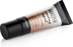 Maybelline - Master Strobing Liquid - 200 Medium - Strobing -Cosmetica Winkel 1200x781 2