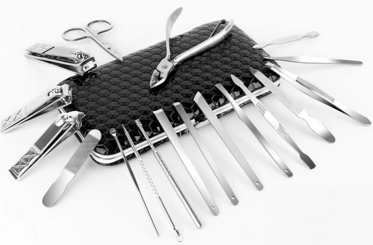 Luxe Manicure En Pedicure Set - Nagelverzorging - Nail Art - 18 Delig - Zwart 7 Luxe Manicure En Pedicure Set - Nagelverzorging - Nail Art - 18 Delig - Zwart - Afbeelding 7