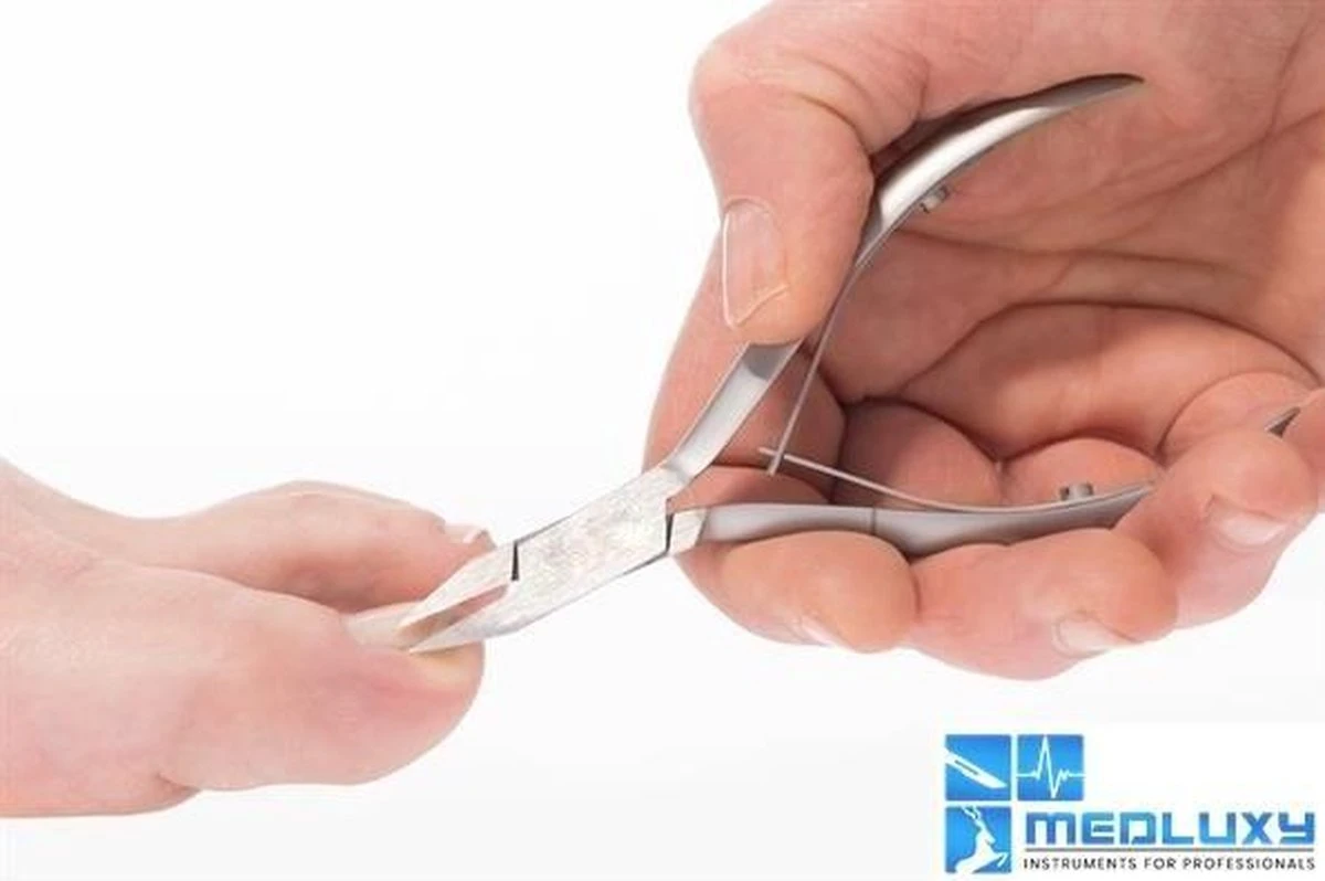 MEDLUXY - Nageltang - Hoektang ( Ingegroeide Nagels , Nagelhoekjes ) Spits Rechte Bek - Nagelknipper - 13 Cm 2 MEDLUXY - Nageltang - Hoektang ( Ingegroeide Nagels , Nagelhoekjes ) Spits Rechte Bek - Nagelknipper - 13 Cm - Afbeelding 2