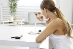 Medisana CM 848 Cosmetica-Spiegel 22 Medisana CM 848 Cosmetica-Spiegel -Cosmetica Winkel 1200x807 3