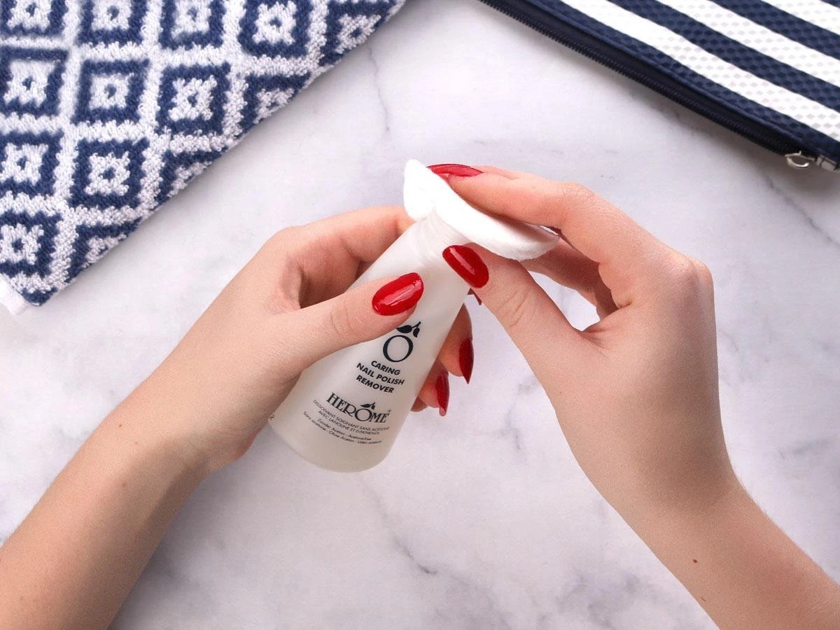 Herome Combi-Pack Caring Nail Polish Remover Duo - 1x Nagellakremover 120ml & 1x Caring Nail Polish Remover Pads 100 8 Herome Combi-Pack Caring Nail Polish Remover Duo - 1x Nagellakremover 120ml & 1x Caring Nail Polish Remover Pads 100 - Afbeelding 8