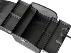 Praktische Handkoffer - Mat Zwart - Make-up, Nagel, Visagie Beautycase - Lichtgewicht - Met Draagriem 7 Praktische Handkoffer - Mat Zwart - Make-up, Nagel, Visagie Beautycase - Lichtgewicht - Met Draagriem -Cosmetica Winkel 1200x900 33