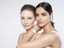 Garnier Face SkinActive - BB Cream Classic Light 5-in-1 Dagverzorging - 2x 50 Ml 15 Garnier Face SkinActive - BB Cream Classic Light 5-in-1 Dagverzorging - 2x 50 Ml -Cosmetica Winkel 1200x901 4