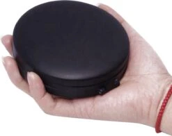 UNIQ Drievoudige Compacte Reisspiegel Met LED (vergroting 5x En 10x) - Make Up Spiegel Met Verlichting - Zwart 12 UNIQ Drievoudige Compacte Reisspiegel Met LED (vergroting 5x En 10x) - Make Up Spiegel Met Verlichting - Zwart -Cosmetica Winkel 1200x951 1