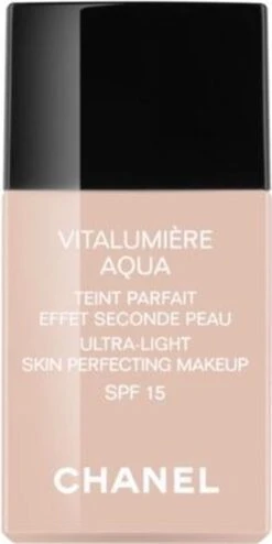Chanel Vitalumiere Aqua Foundation - 30 Beige - SPF15 - 30 Ml -Cosmetica Winkel 600x1200 2