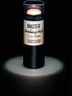 Maybelline Master Studio Strobing Highlighter Stick - 100 Light -Cosmetica Winkel 892x1200 4