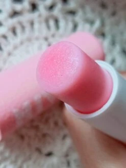 NIVEA Lipscrub & Lipverzorging In 1 Stick 4,8g - Super Zachte Lippen Met Wilde Roos En Vitamine E -Cosmetica Winkel 900x1200 3