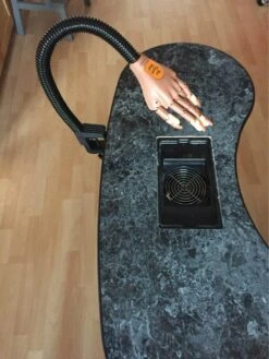 Merkloos Nailtrainer - Nail Practice Hand - Oefenhand Nagelstyliste (incl. 100 Oefen Nagels!) -Cosmetica Winkel 900x1200 53