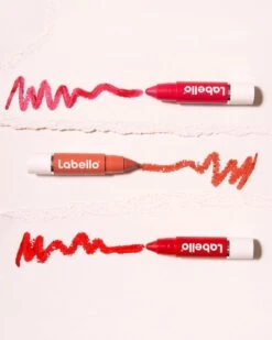 Labello Crayon Lipstick Hot Pink -Cosmetica Winkel 960x1200 3