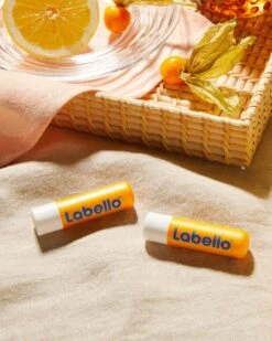 Labello Sun Protect SPF 30 - Lippenbalsem 7 Labello Sun Protect SPF 30 - Lippenbalsem -Cosmetica Winkel 960x1200 7
